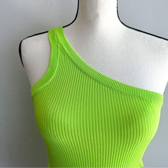 Zara ribbed green one shoulder top - Picture 2 of 4